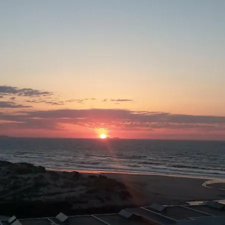 Del Rey Pool View Bythe Sea アパート *