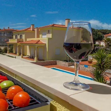 Del Rei Pool View Daire